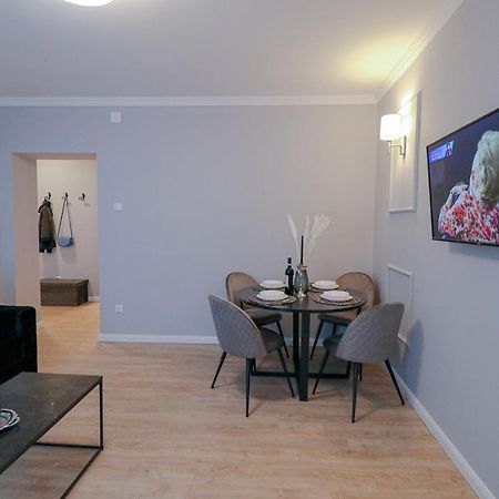 Heart Of Nis Apartment ภายนอก รูปภาพ