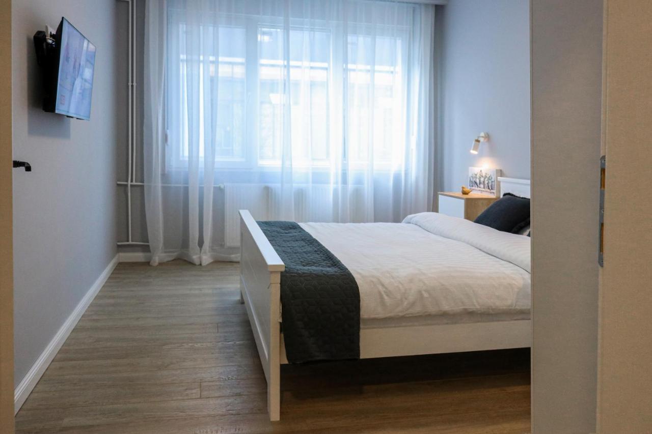 Heart Of Nis Apartment ภายนอก รูปภาพ