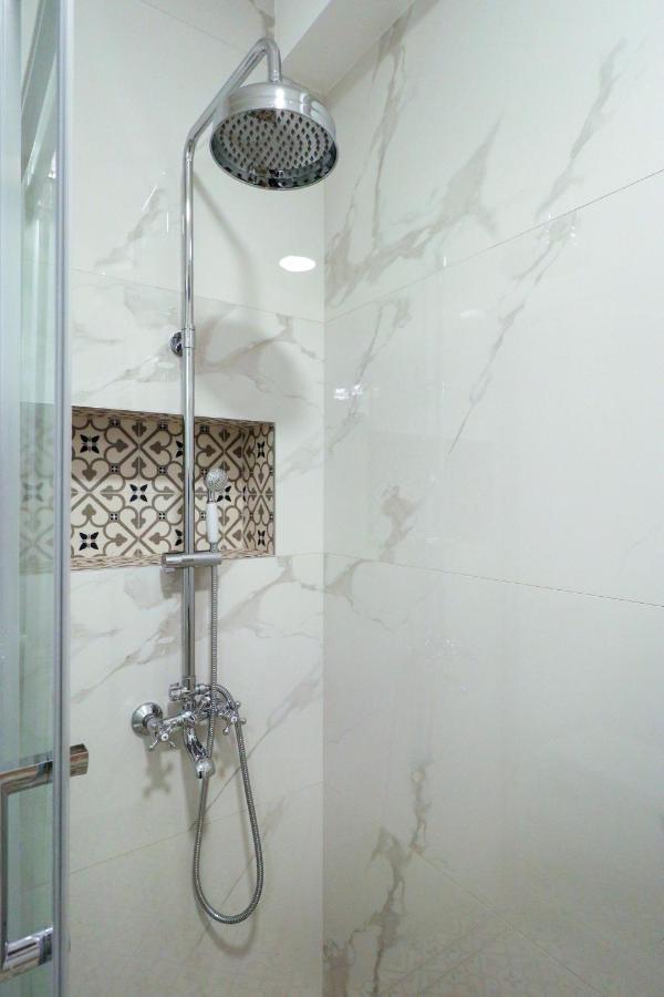 Heart Of Nis Apartment ภายนอก รูปภาพ